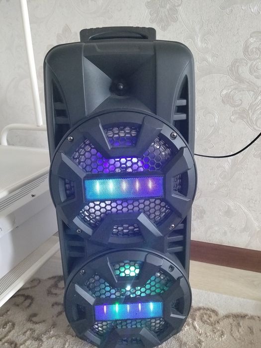 Музыкальная колонка