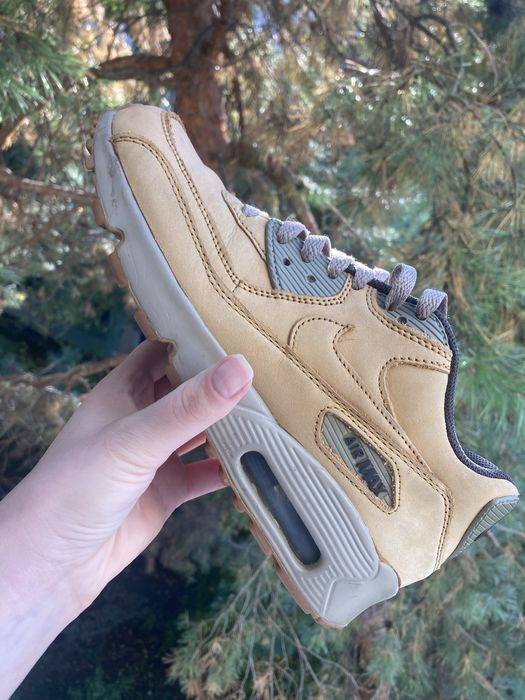 Air max wheat 38