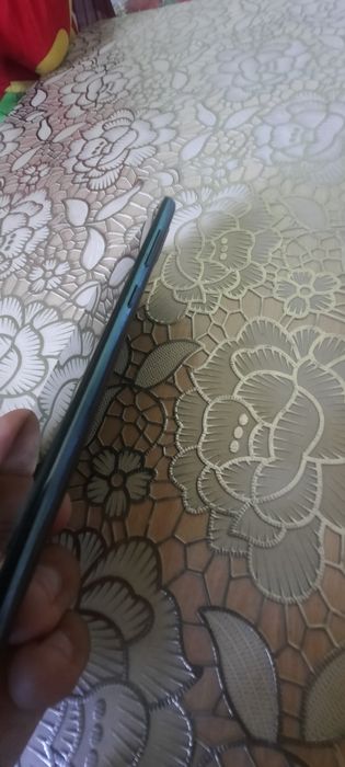 Samsung galaxy A51 sotiladi