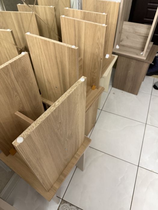 Табуретки новые есть разные цвета