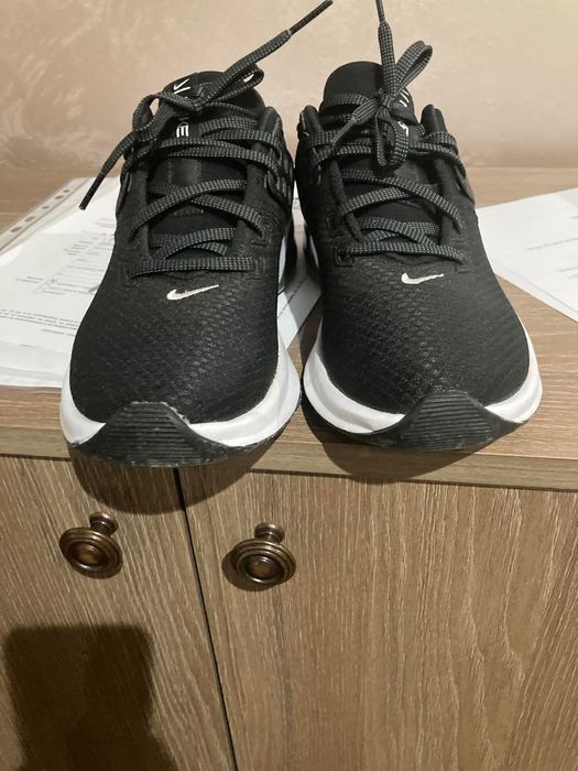 Маратонки дамски Nike
