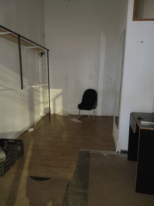 Închiriez spațiu comercial 10mp