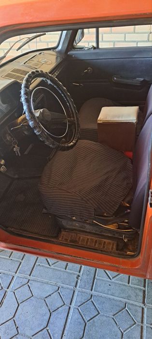 Москвич 412 сотилади