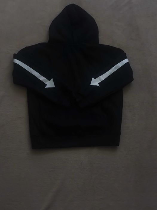 черная кофта "CARSICKO" | размеры ( S;M )