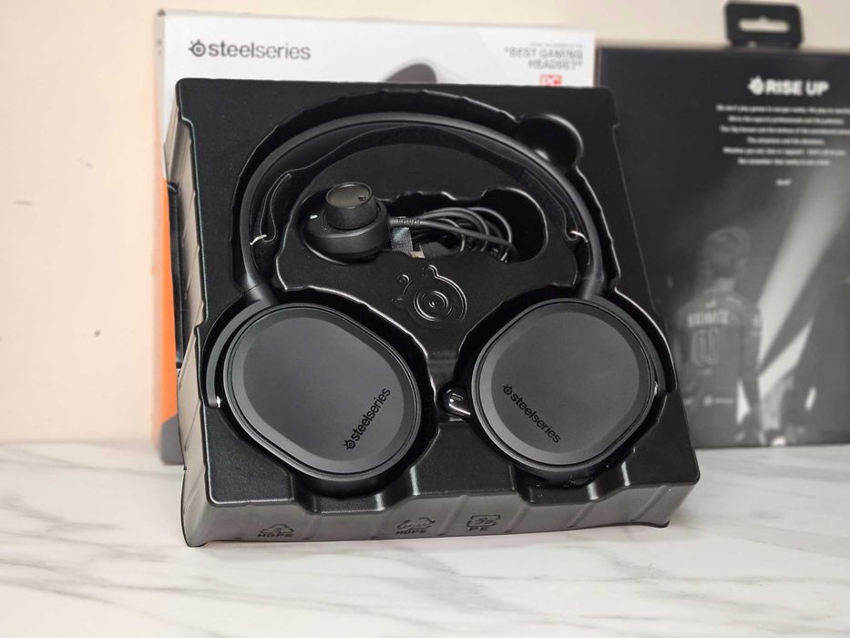 SteelSeries Arctis 5 – 7.1 Surround | Отлично състояние