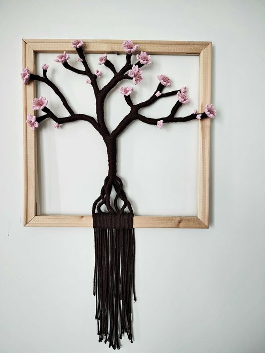 Ръчно изработена макраме стенна декорация "Черешово дърво"