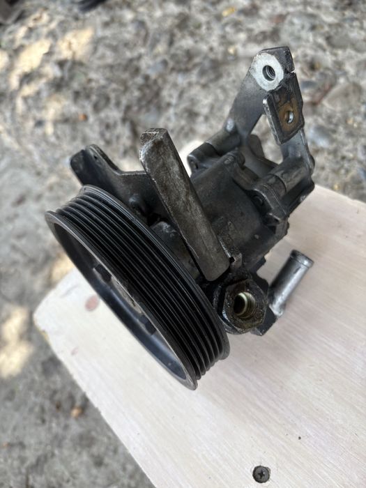 Гур насос бмв е39 е38 м52 привозной