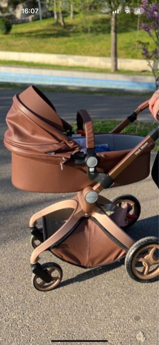 De vanzare carucior pentru copii