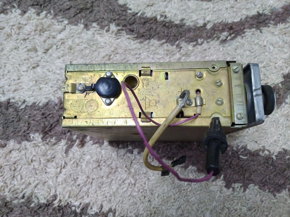 Радиоприемник в автомобиль