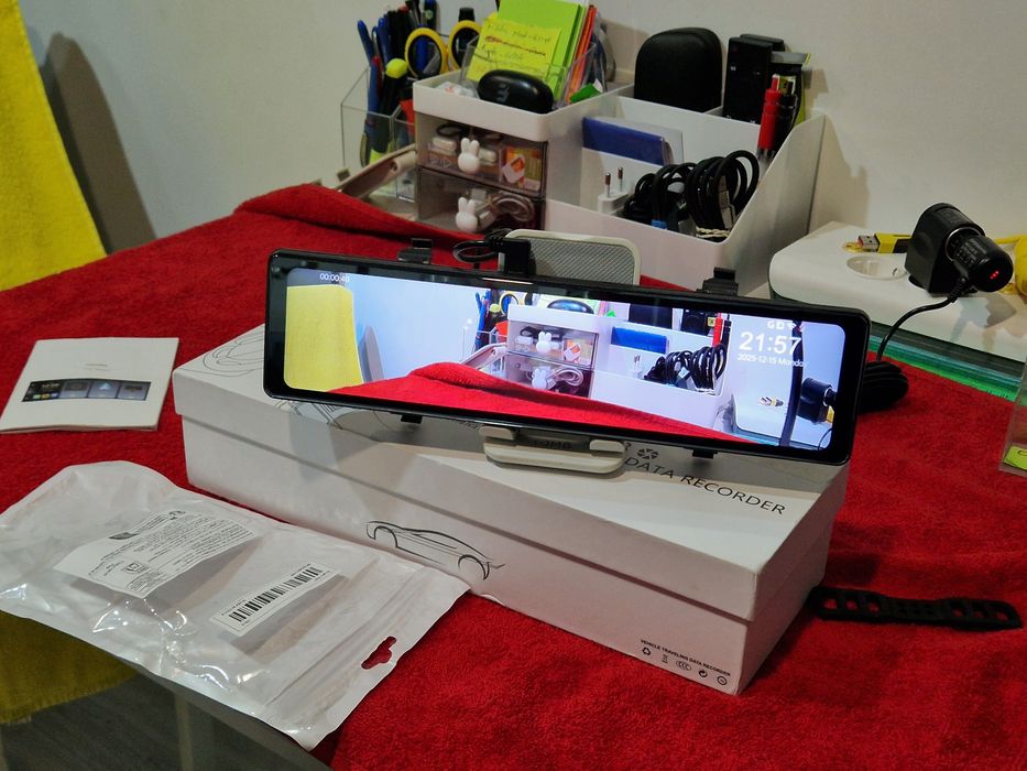 Oglinda auto retrovizoare FHD - Car Play Wi-fi  cu android  13