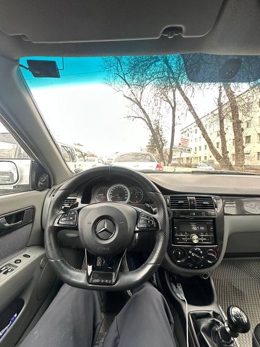 Lasetti xolati ideal 2011