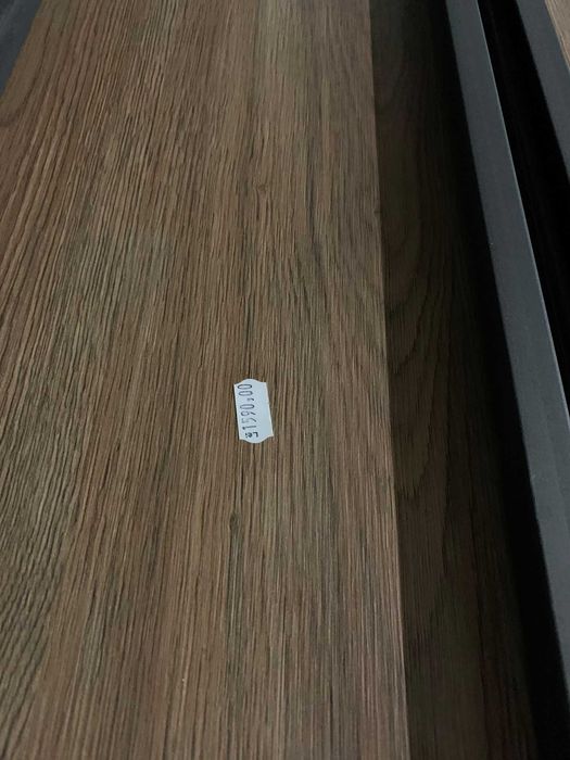 Etajere cu cadru metalic diferite modele