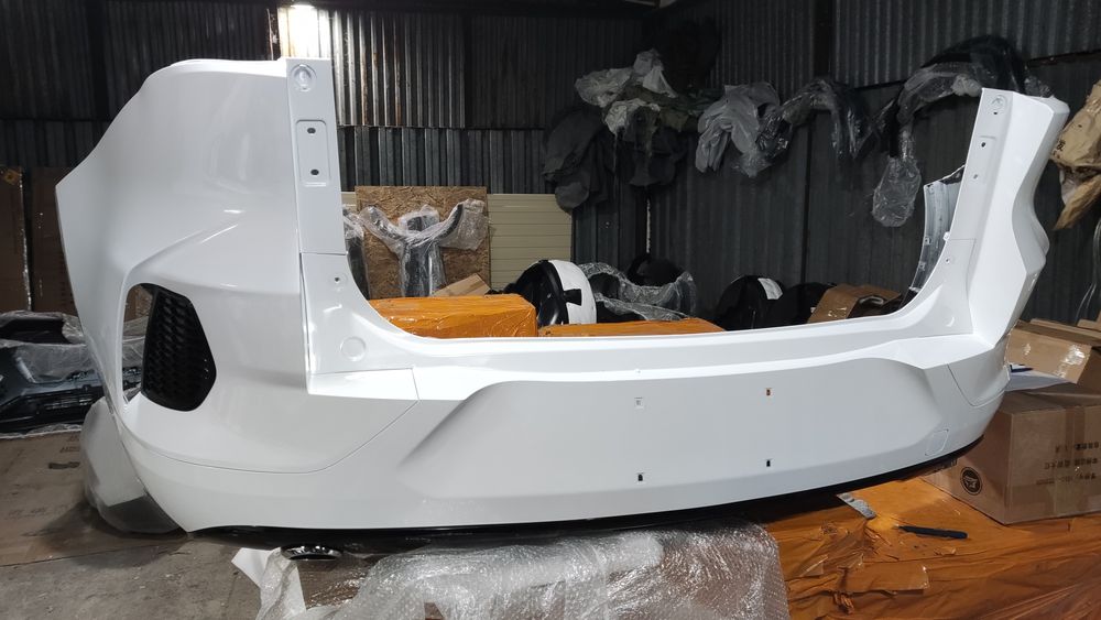 Задний бампер Jetour X70 белый