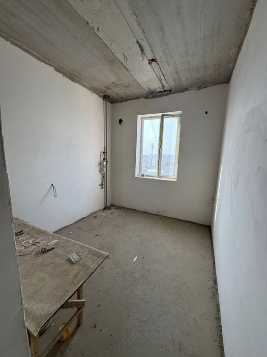 3 хонали каробка квартира сотилади