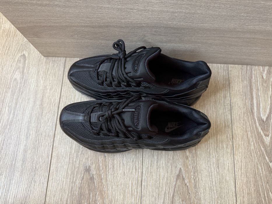 Nike Air Max 95 Essential Triple Black