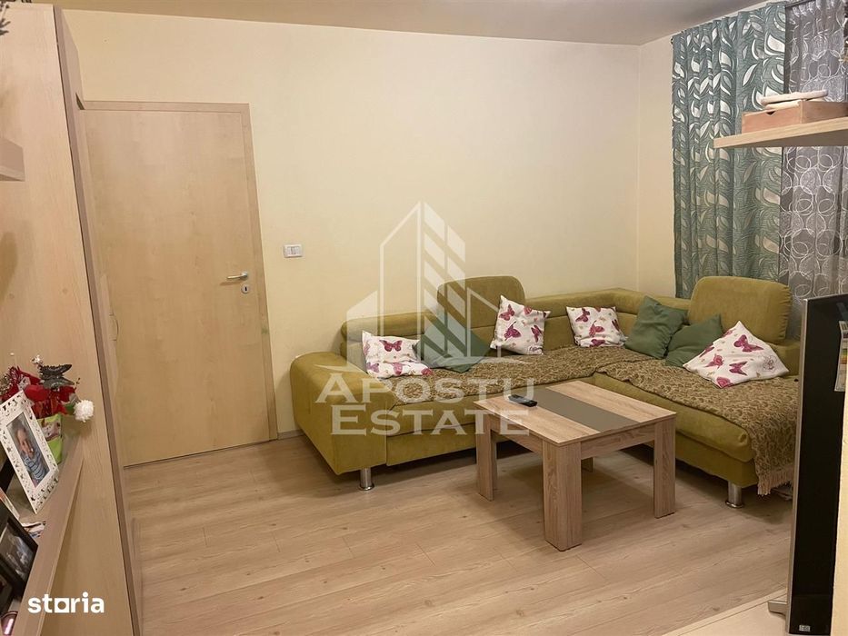 Penthouse cu 4 camere pe 2 nivele In Giroc langa scoala.