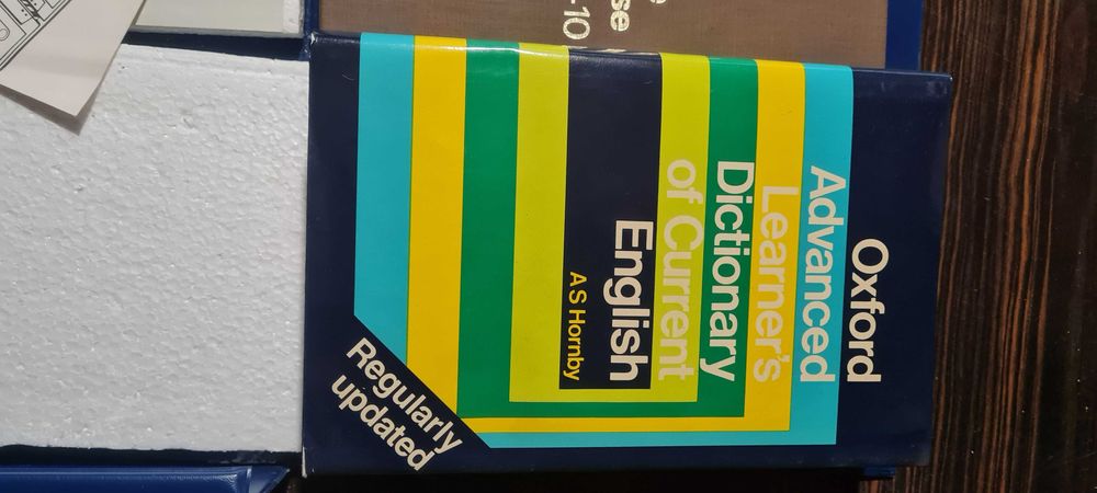 Учебници за английски с касетки, от времето на соца.