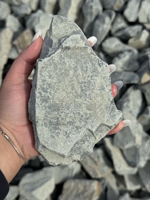 Piatra garduri/ piatra concasata/ piatra decorativa