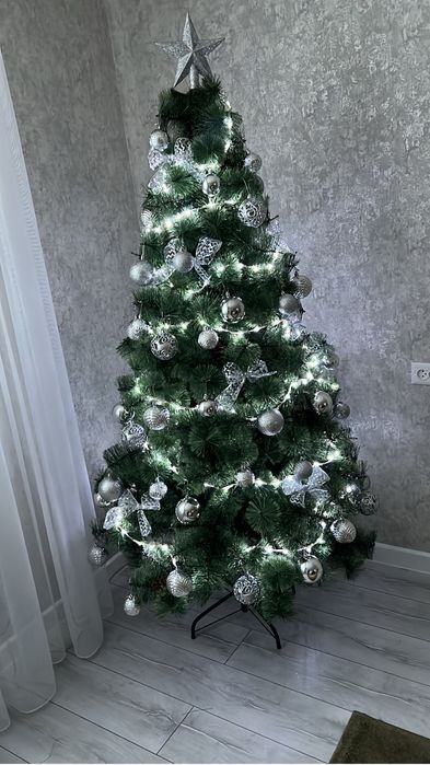 Елка искуственая новогодняя