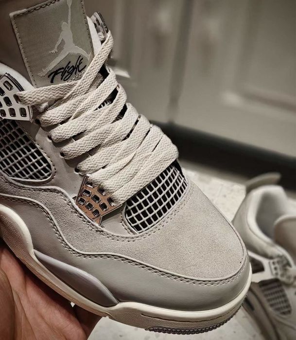 Air Jordan 4 Retro Frozen Moments Grey Silver Metallic