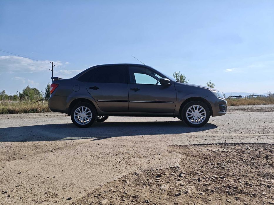 Lada Granta 1.6 16V/ Климатроник/ Газ/ Обслужена