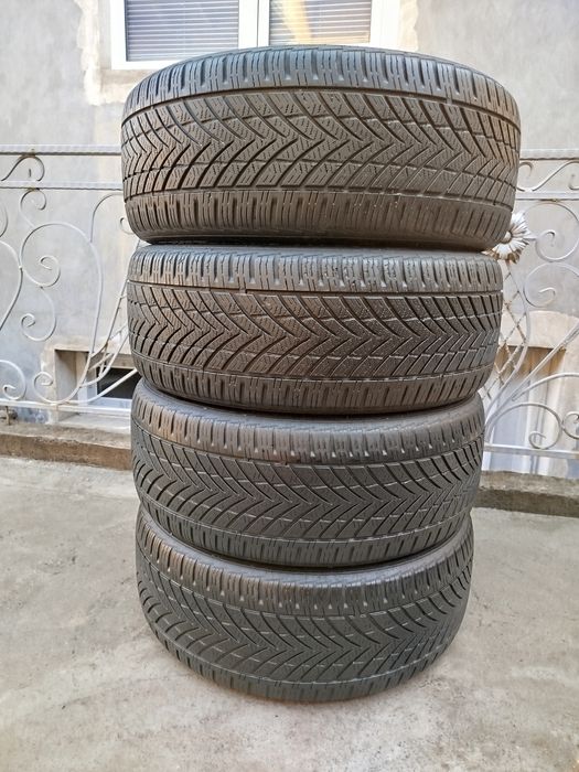 235 55 R17 Shina Turadour