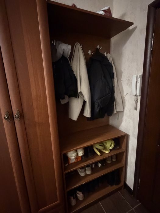 Шкаф для прихожей