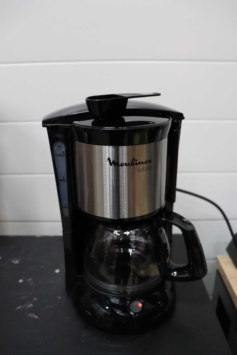 Шварц кафемашина Moulinex Subito FG362810 програмируем таймер