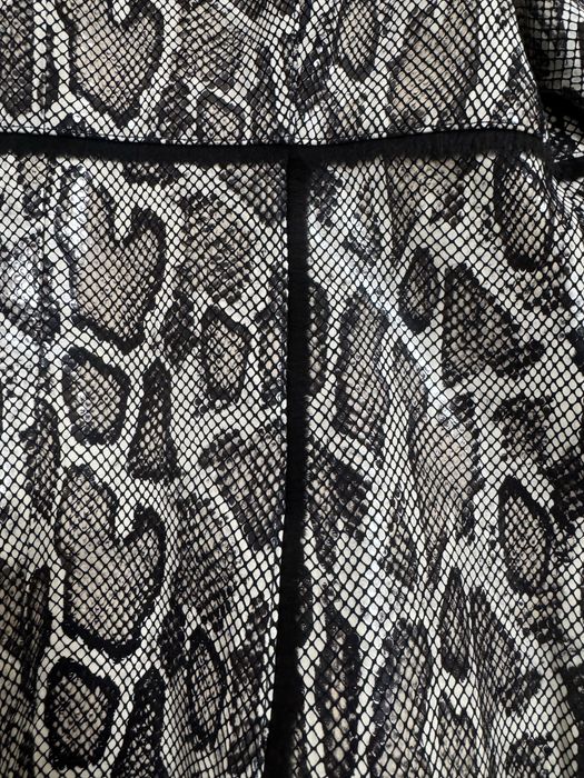 Продам женскую куртку