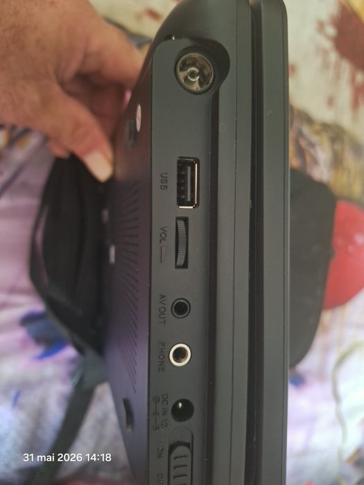 Mini tv portabil