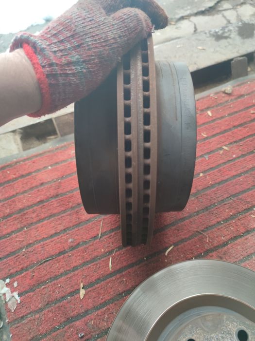 Тормозные диски Тоёта Прадо 120 ,150