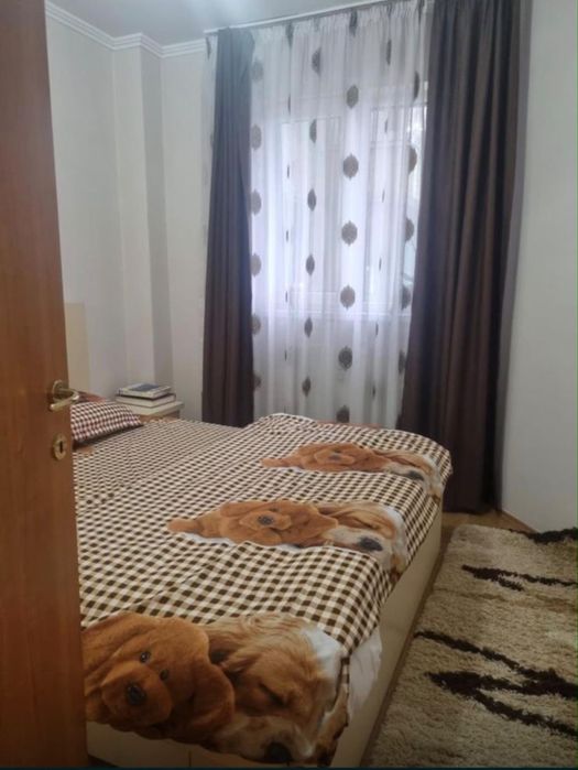 De inchiriat apartament 3 camere/Prima Nufarul+ loc de parcare