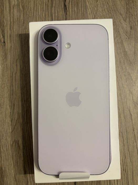 iphone 17 чисто нов от А1