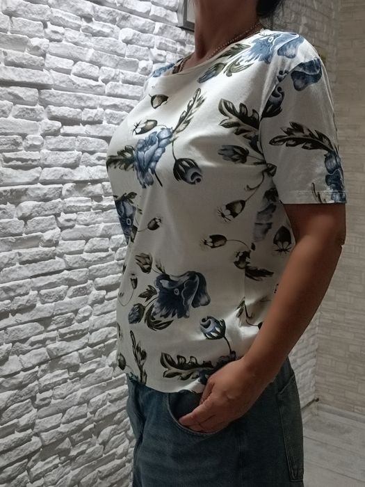 ZARA-уникални тениски