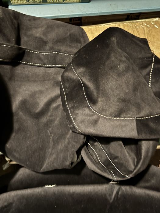 Чехлы на Land Cruiser 200