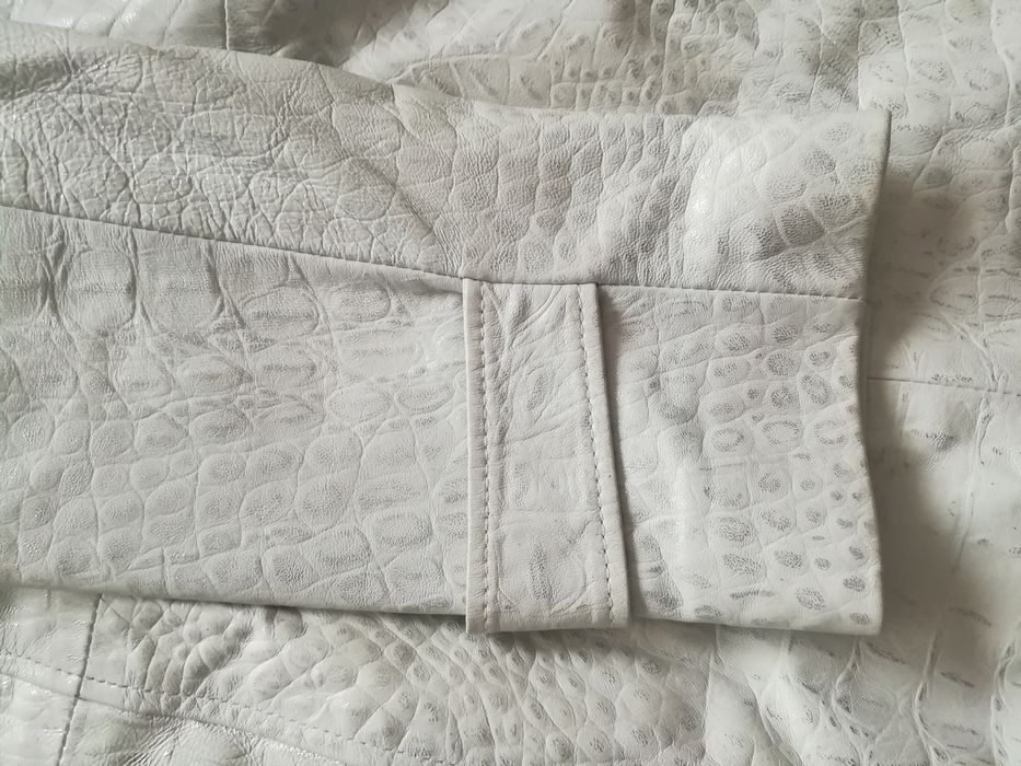 Тренч (плащь) кожаный