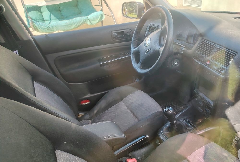 Vand golf 4 1.6 benzină +gpl