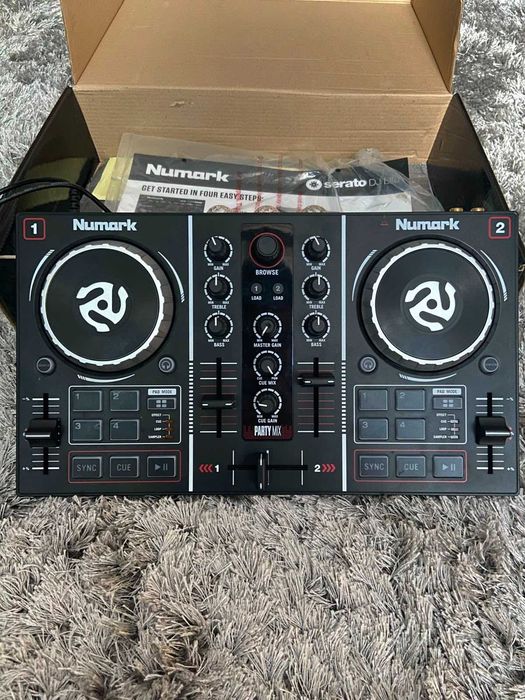 Consola DJ Numark Party Mix