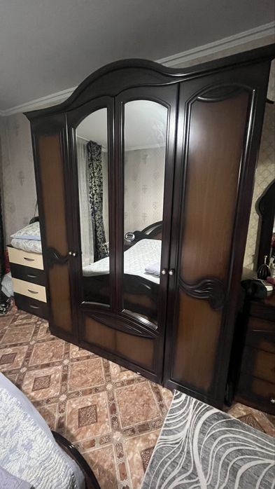 Спальный гарнитур