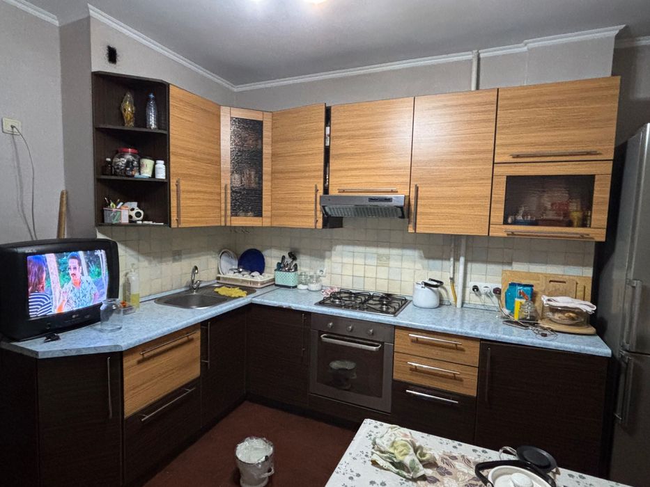 Продам кухонный гарнитур