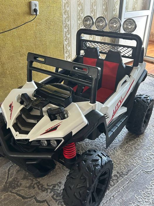 Продам радиоуправляемый машину