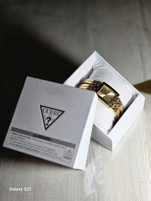 " GUESS"  Брендовый сағат