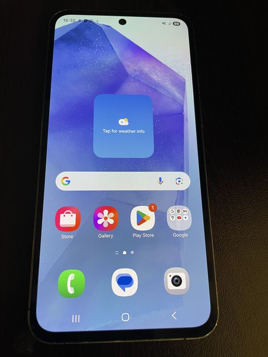 Samsung Galaxy A55 5G 256GB – Работи перфектно, отлична батерия, запазен, леки следи от употреба, 5G, Dual SIM
