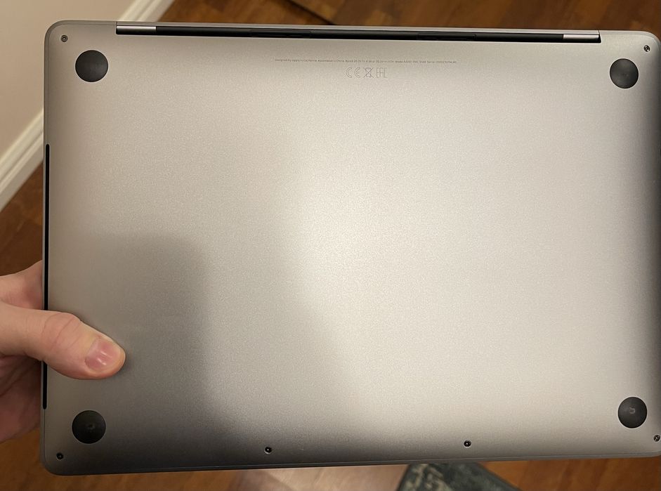 MacBook Pro 2020  A2251, 13.3, I7, 2.3Ghz  512GB 16GB RAM