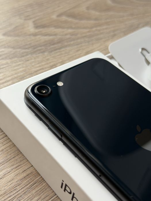 Iphone SE 3, 2022, bat.100-94% - negru