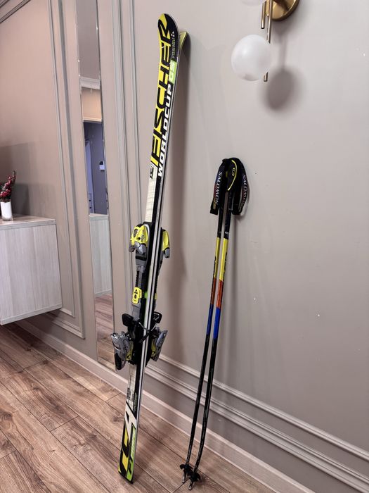 Лыжи спортивные, трассовые, слалом.