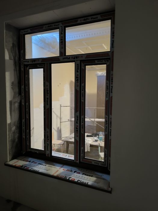 Ustanofka rom- eshik