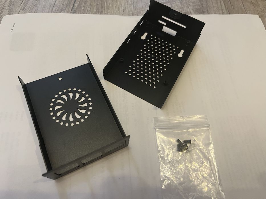 Carcasa Metal Raspberry Pi 5