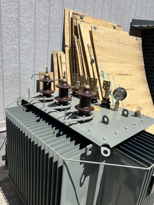 Transformatorlar sotiladi TMG barcha razmerlarda mavjud