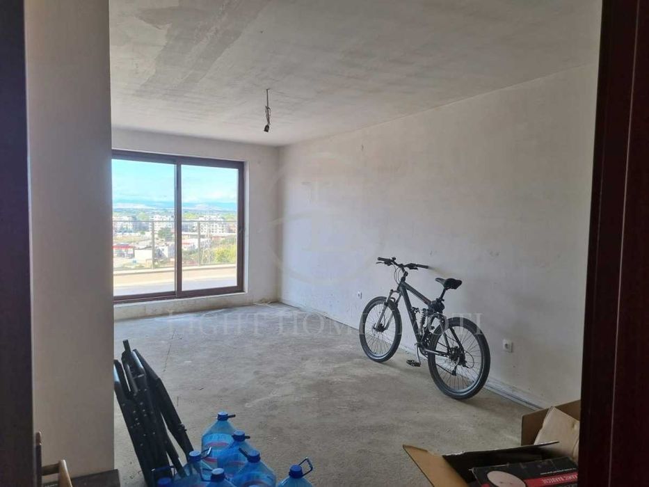 Продава се Многостаен апартамент в Пловдив, Христо Смирненски - 330 кв.м за 773 €/кв.м - Снимка #1